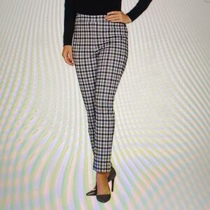 EUC Joan Rivers/QVC Knit Pull-On Plaid Ankle Pants black & grey, Plus Size 2X.